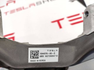 Стакан опорный амортизатора (пружинного), ориг. номер 104437600D, 1044037-00-C, Tesla Model 3 2017-2021
