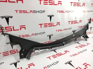 Подкапотная накладка стеклоочистителей, ориг. номер 1081676-00-G, Tesla Model 3 2017-2021