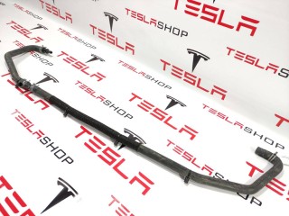 Шланг охлаждения (чарджера), ориг. номер 1006252-00-F, Tesla Model S 2012-2016