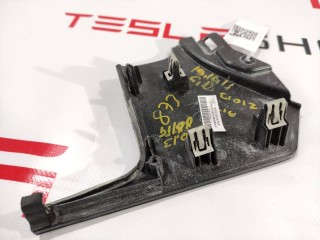 прочая запчасть, ориг. номер 1004518-06-F, Tesla Model X 2015-2021