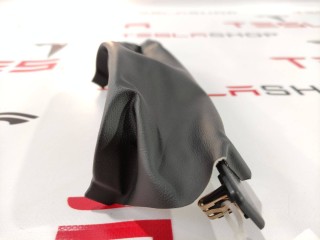 Накладка декоративная рулевой колонки, ориг. номер 1008303-00-D, Tesla Model S 2012-2016