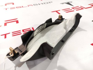 Накладка декоративная рулевой колонки, ориг. номер 1008303-00-D, Tesla Model S 2012-2016