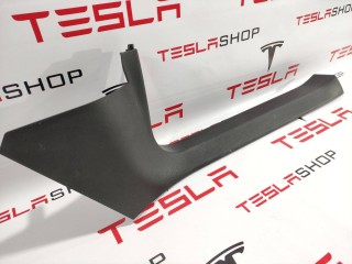 Накладка стойки А, ориг. номер 1007968-00-D, Tesla Model S 2012-2016