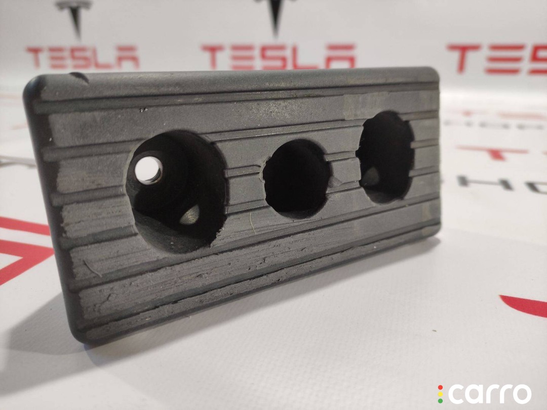 Опора под домкрат (подушка) Tesla Model S 2012-2016, 1009124-00-C, фото 1