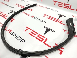 Уплотнитель проема дверного, ориг. номер 1032146-00-C, Tesla Model X 2015-2021