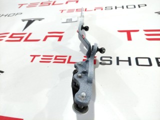 прочая запчасть, ориг. номер 1037934-00-L, 1072794-00-A, 1056534-00-C, Tesla Model X  [рестайлинг] 2021-2026