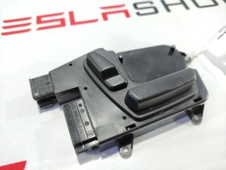 прочая запчасть, ориг. номер A1648201410, 1007273-00-A, Tesla Model S 2012-2016