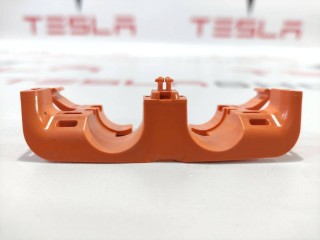 Кронштейн высоковольтного разъёма, ориг. номер 1109008-00-C, Tesla Model 3 2017-2021