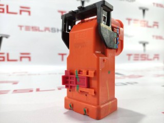 прочая запчасть, ориг. номер 1109000-00-D, Tesla Model 3 2017-2021
