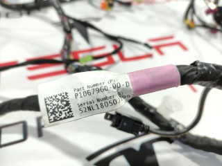 Электропроводка центральной панели, ориг. номер 1067960-00-D, Tesla Model 3 2017-2021