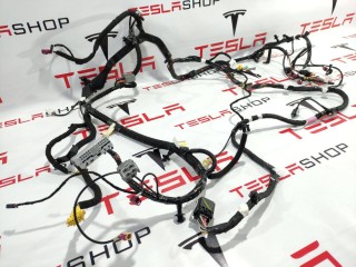 Электропроводка центральной панели, ориг. номер 1067960-00-D, Tesla Model 3 2017-2021