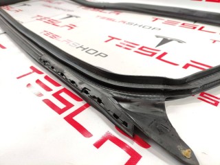 Уплотнитель проема дверного, ориг. номер 1090500-00-K, Tesla Model 3 2017-2021