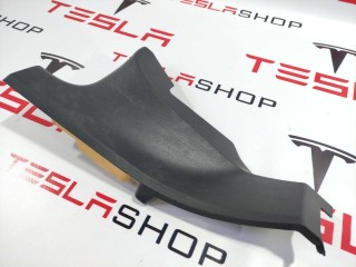 Накладка стойки С, ориг. номер 1086309-00-F, Tesla Model 3 2017-2021