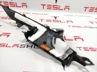 Накладка ремня безопасности стойки С, ориг. номер 1086281-00-F, Tesla Model 3 2017-2021