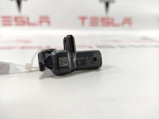 прочая запчасть, ориг. номер 1036761-00-A, Tesla Model Y 2020-2026