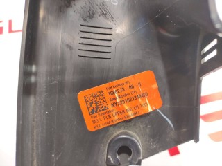 Накладка стойки С, ориг. номер 1086273-00-N, Tesla Model 3 2017-2021