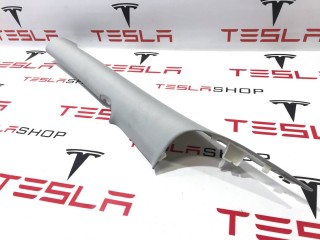 Накладка стойки С, ориг. номер 1086269-91-I, Tesla Model 3 2017-2021