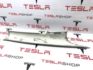 Накладка стойки С, ориг. номер 1086269-91-I, Tesla Model 3 2017-2021