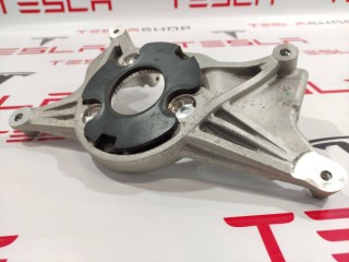 прочая запчасть, ориг. номер 104437600D, 1044037-00-C, Tesla Model Y 2020-2026
