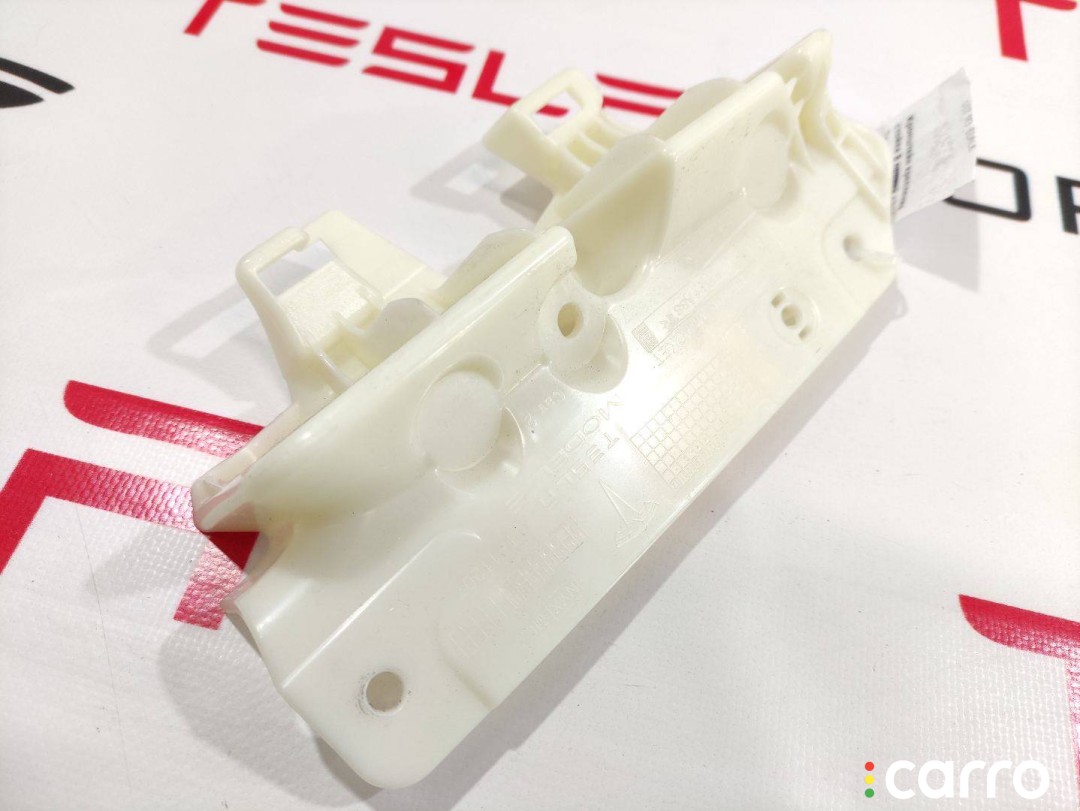 Кронштейн накладки, стойки В Tesla Model 3 2017-2021, 1088837-00-A, фото 1