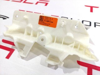 Кронштейн накладки, стойки В, ориг. номер 1088837-00-A, 1103773-00-H, Tesla Model 3 2017-2021