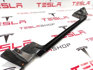 Уплотнитель стекла внутренний двери, ориг. номер 1090504-00-F, Tesla Model 3 2017-2021