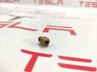 Пневмопровод, ориг. номер 1061811-00-A, Tesla Model S 2012-2016
