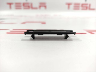 прочая запчасть, ориг. номер 1061808-00-B, Tesla Model X 2015-2021