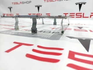 прочая запчасть, ориг. номер 1015898-00-A, Tesla Model X 2015-2021