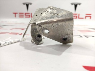 Кронштейн крепления клаксона, ориг. номер 1014399-00-A, 6008607-00-B, Tesla Model S 2012-2016