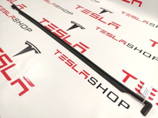 Уплотнитель подъемной задней двери, ориг. номер 1069010-00-C, 1069010-00-B, Tesla Model X 2015-2021
