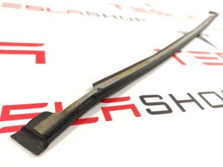 Уплотнитель подъемной задней двери, ориг. номер 1069010-00-C, 1069010-00-B, Tesla Model X 2015-2021