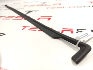 Уплотнитель подъемной задней двери, ориг. номер 1069010-00-C, 1069010-00-B, Tesla Model X 2015-2021