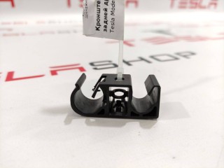 Кронштейн крепления задней дренажной трубки, ориг. номер 1013843-00-A, Tesla Model S 2012-2016