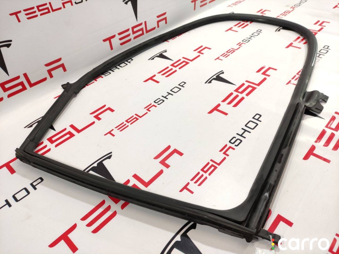 6009585-00-I Уплотнитель проема дверного Tesla Model S 2016г. - фото №1