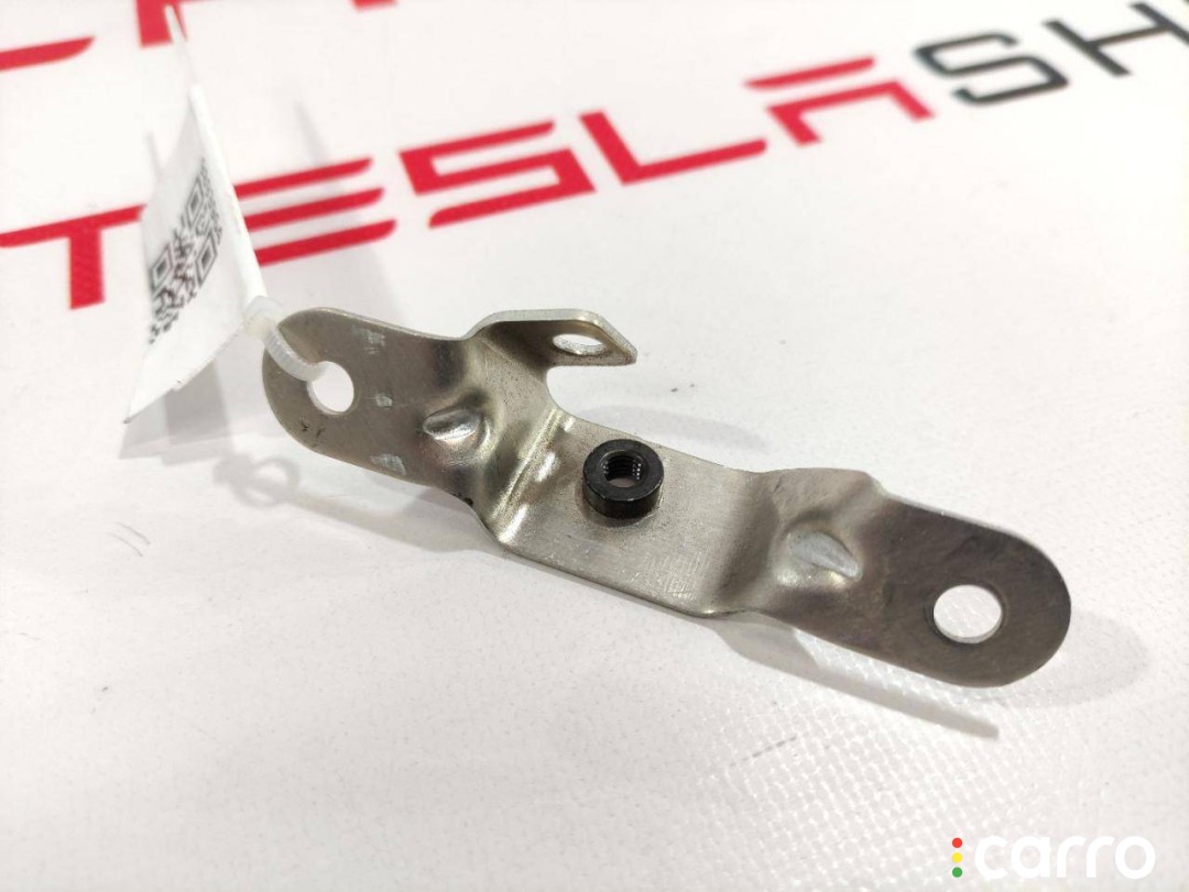 Кронштейн крепления обшивки двери Tesla Model S 2012-2016, 1003541-00-A, фото 1