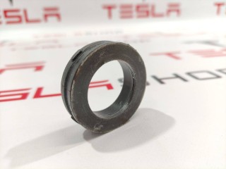 Втулка (внешний сальник) рулевой рейки, ориг. номер 1453628-00-B, Tesla Model S 2012-2016