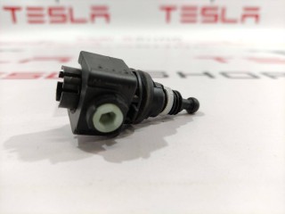 Регулировка главной фары, ориг. номер 6005907-00-D, 6005906-00-D, Tesla Model S 2012-2016