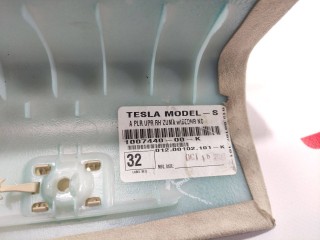 прочая запчасть, ориг. номер 1007440-00-K, Tesla Model S 2012-2016