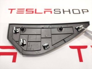 Накладка боковая торпеды, ориг. номер 1028359-00-A, 1028357-00-A, Tesla Model S 2012-2016