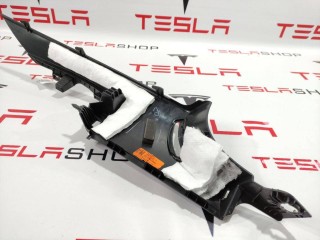 Накладка ремня безопасности стойки С, ориг. номер 1086281-00-F, Tesla Model 3 2017-2021