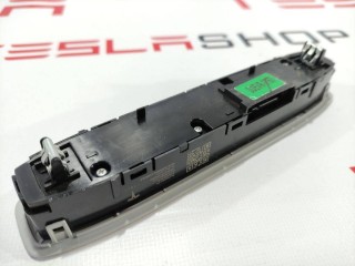 Фонарь подсветки салона, ориг. номер 1092575-91-H, Tesla Model 3 2017-2021