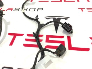 Электропроводка заднего подрамника, ориг. номер 1067968-01-E, Tesla Model 3 2017-2021