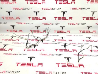 Тормозные трубки передней магистрали, ориг. номер 1044712-00-D, Tesla Model 3 2017-2021