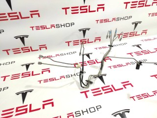 Тормозные трубки передней магистрали, ориг. номер 1044712-00-D, Tesla Model 3 2017-2021