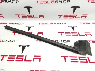 Уплотнитель стекла внутренний двери, ориг. номер 1090495-00-E, Tesla Model 3 2017-2021