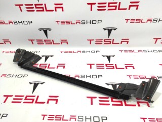 Уплотнитель стекла внутренний двери, ориг. номер 1090503-00-F, Tesla Model 3 2017-2021
