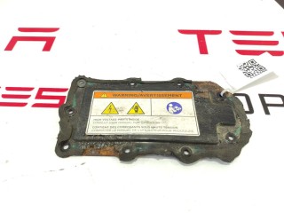 Крышка предохранителей основной батареи, ориг. номер 1020227-00-C, Tesla Model S 2012-2016