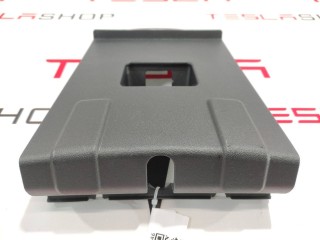 Подкапотный пластик бокса, ориг. номер 1008968-00-C, 1008969-00-B, 1010806-00-A, Tesla Model S 2012-2016