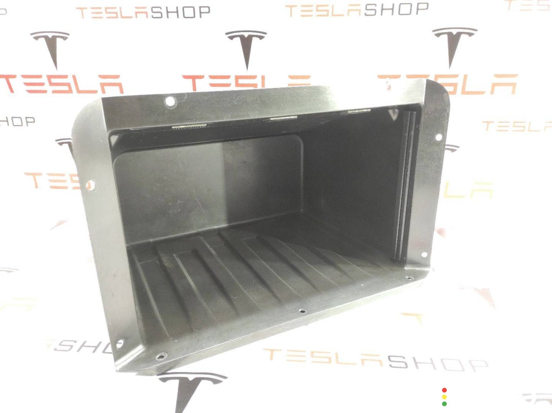 1005897-00-G Расширение переднего бокса хранения Tesla Model S 2015г. - фото №2